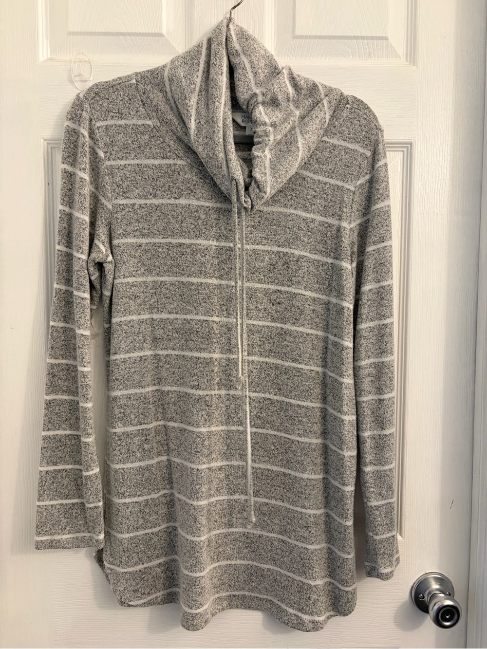 Market & Spruce Gray and White Striped Cowl neck Pullover. Super soft! Size M